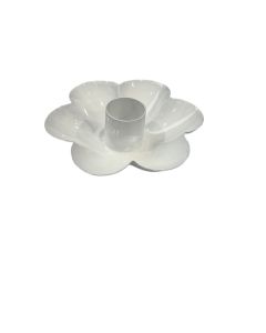 White powder coated flower shaped candle holder 11 (w) x 2(h) cm