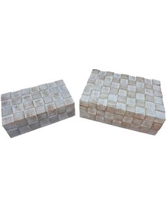 S/2 wood lattice design boxes 20(w) x13(h) x7 (d) / 25(w) x 18(h) x 9 (d) cm